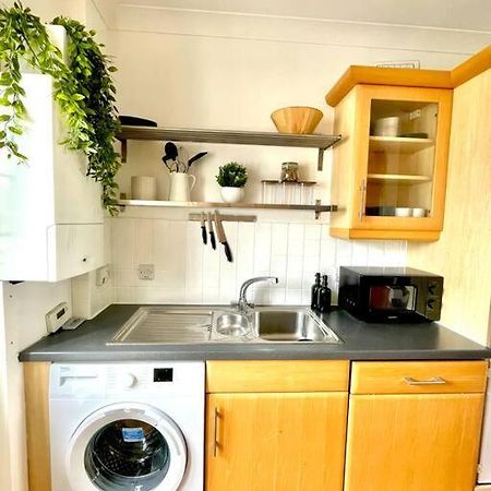 High-End 2 Bed Maisonette In Beaulieu Park Broomfield  Bagian luar foto