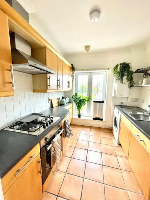 High-End 2 Bed Maisonette In Beaulieu Park Broomfield  Bagian luar foto