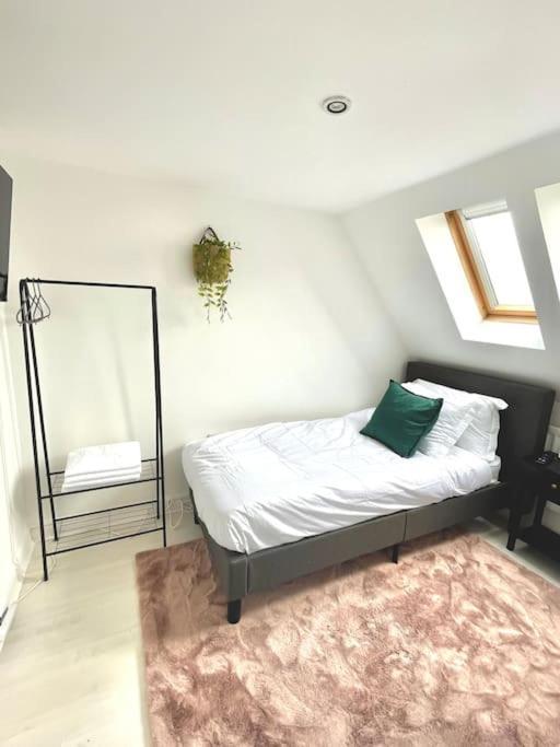High-End 2 Bed Maisonette In Beaulieu Park Broomfield  Bagian luar foto